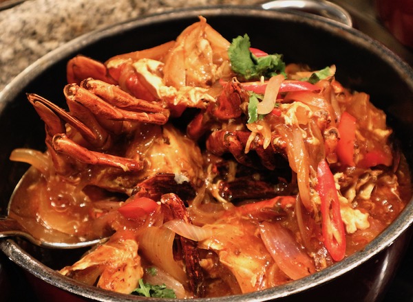 Singaporean Style Chili Crab Maroon Crab Cooked in Tangy Chili Sauce Served with Mantou