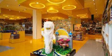 SG local landmarks at the LEGO Certified Store